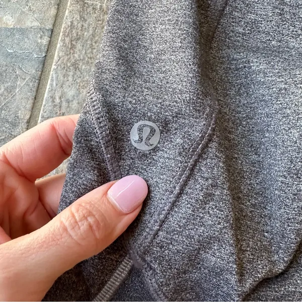 Lululemon Free Runner Crop Heathered Black Gray Women’s Size 8 - Image 8