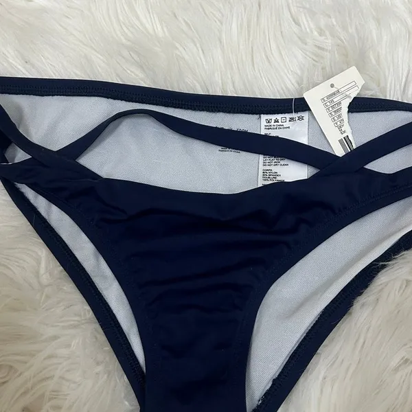 Urban Outfitters Out from Under Navy Blue Bikini Bottoms size M NWT - Image 5