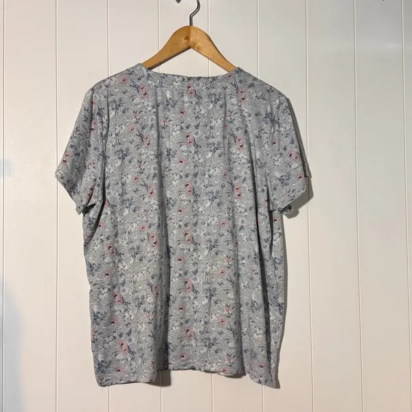 Lucky Brand 3 Piece Pajama Set XL Floral Top Crop Pants Shorts Blue Gray - Image 4