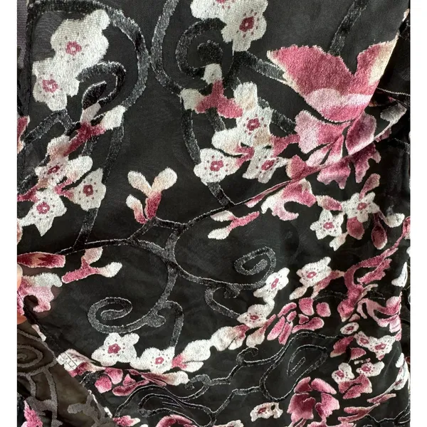 MB Design NWT Floral Velvet Sheer 3/4 Fringe Sleeve Lightweight Open Blouse Sz S - Image 3