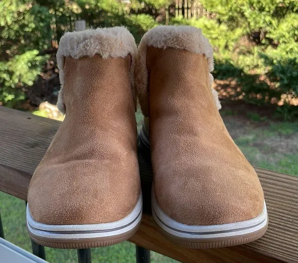 Clark’s cloudstepper breeze faux fur slip on boots - Image 5