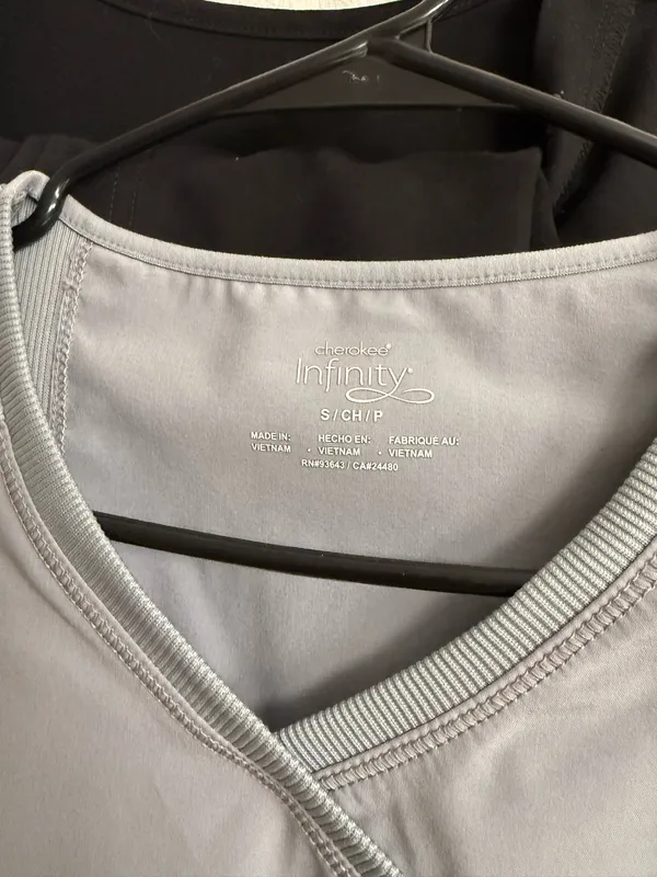 Cherokee scrub set - Image 2