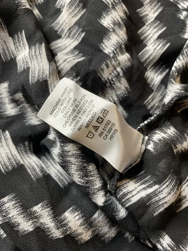 Maurices Black and White Brushstroke Tank - Image 10