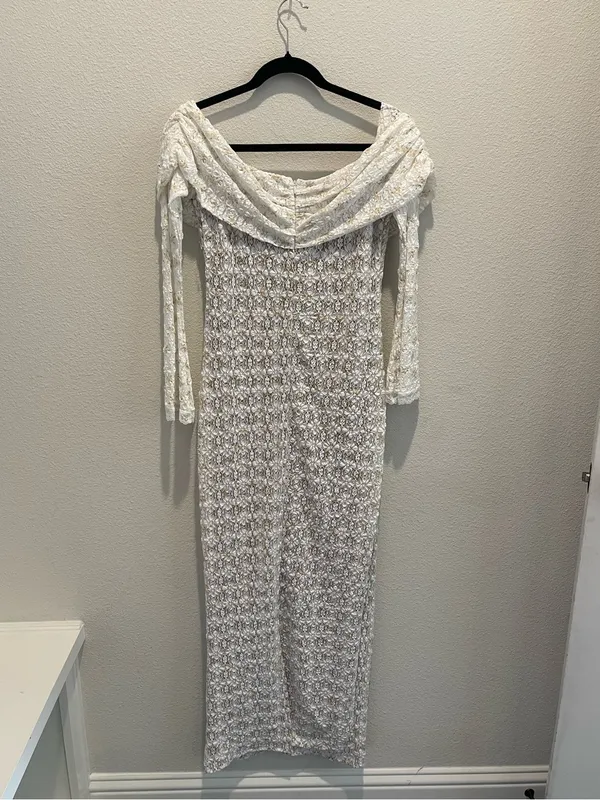 Worth Collective Ella Lace Maxi Dress size Large L Tiny Yellow Floral Print nwot - Image 10