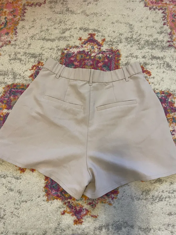 Abercrombie Tailored Shorts High-Rise - Image 3