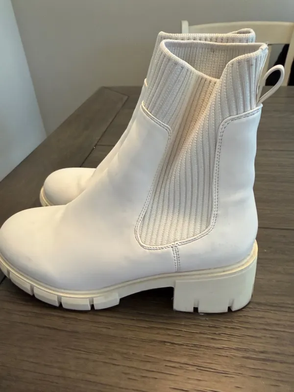 Women's White Chunky Chelsea Booties with Ribbed Ankle - Image 3