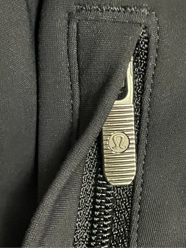 Lululemon On The Move Lightweight Pants Black Size 2 W5B08S Travel Work Commute - Image 11