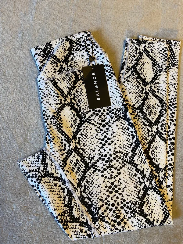 Leggings♠️ - Image 2