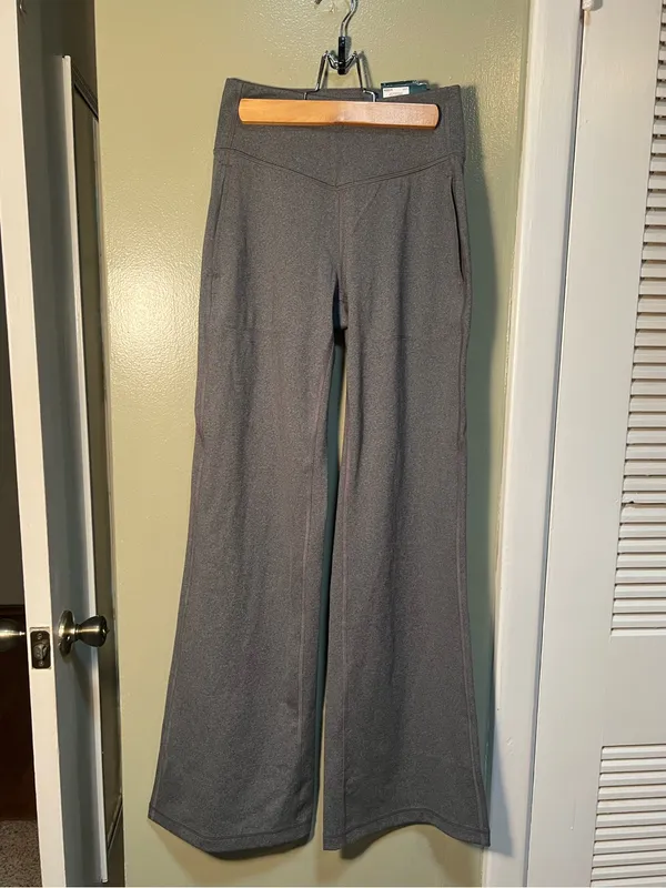Tek Gear Women’s Size Small Ultrastretch Flare Leg Pants Charcoal Gray High Rise - Image 2