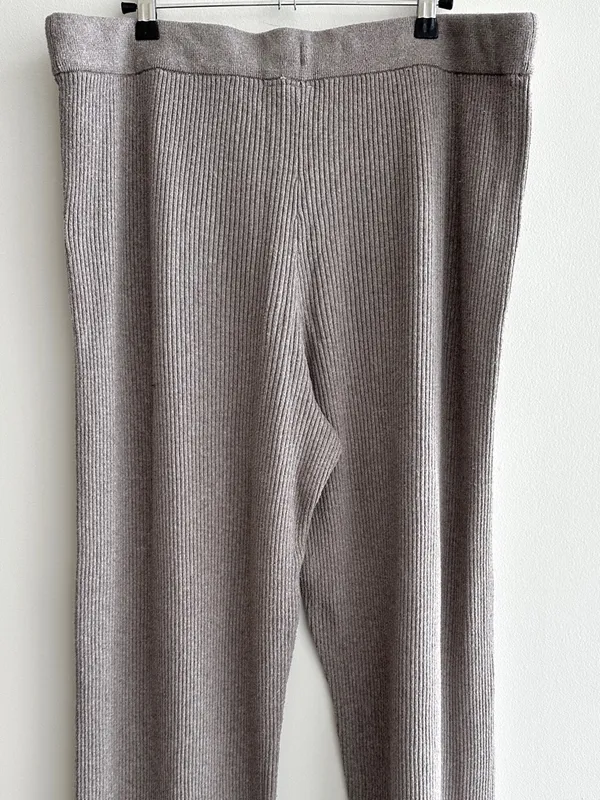 GAP Women’s Ribbed Stretch Waist Flared Pants, Taupe, Size Large - Image 9