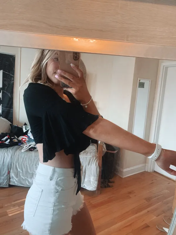 Cropped Top Black Size M - Image 3