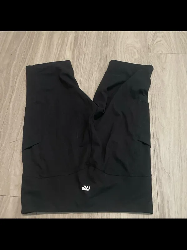 Maika Black High-Rise Bike Shorts - Image 2