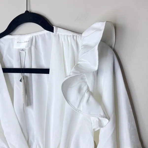 NEW NWT Revolve Line & Dot‎ XS White Sonia Blouse Style LT4153B Cropped Ruffled - Image 4