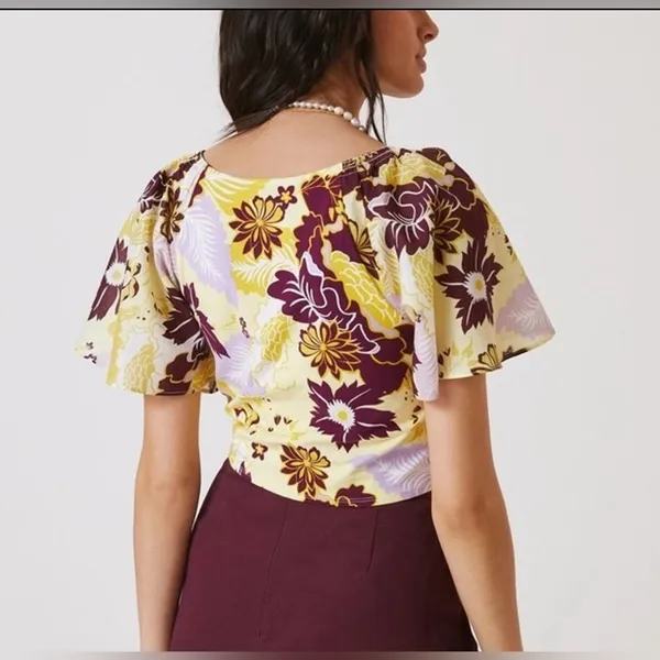Anthropologie Maeve Cinched Yellow Floral Flutter Sleeve Tie Top‎ Blouse - Image 8