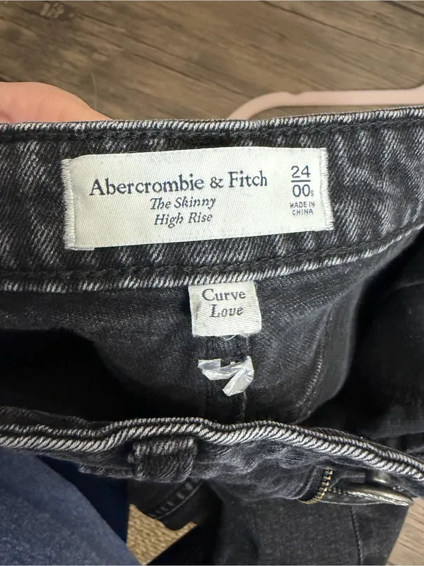 Abercrombie & Fitch The Skinny High Rise Jeans Curve Love - Image 6