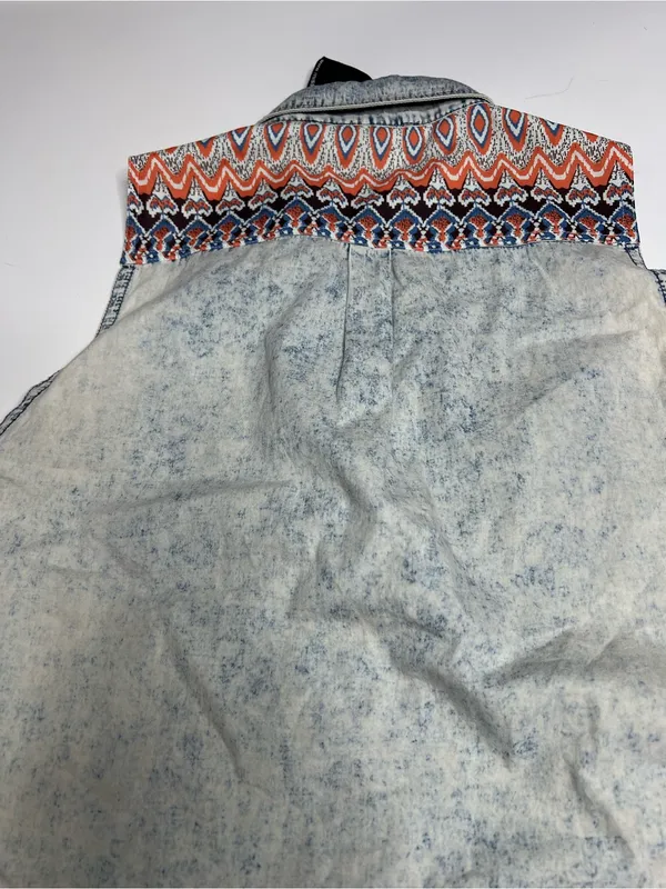 NWT miss me acid wash denim shirt medium - Image 11