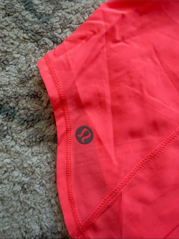 Lululemon Run with the Sun Neon Coral Tank Top Size 4 NWOT - Image 4