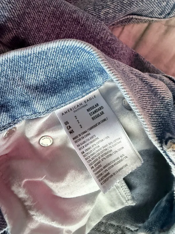 American Eagle Jeans - Image 3