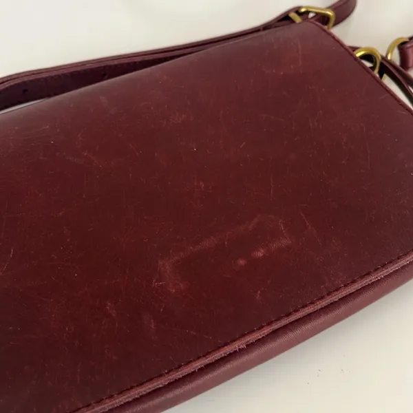Madewell The Flap Convertible Crossbody Bag in Dark Cabernet - Image 4