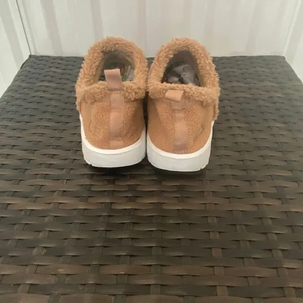 Oofos Oocoozie Mules chestnut women’s size 7 - Image 3