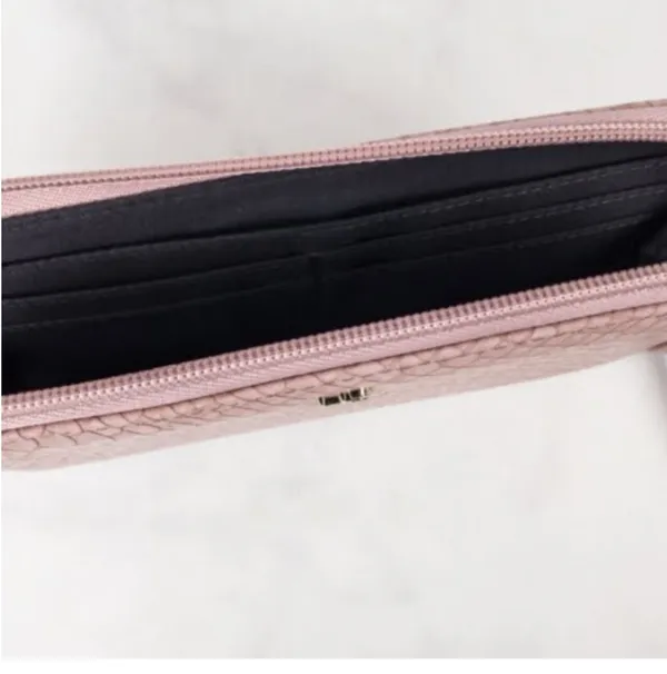Hudson + Bleeker Bonjour Smartphone Zip Around Wallet - Image 2