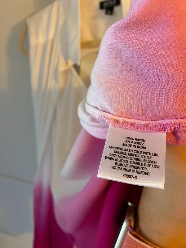 a.n.a White and Pink Sleeveless Button Up Shirt - Image 5