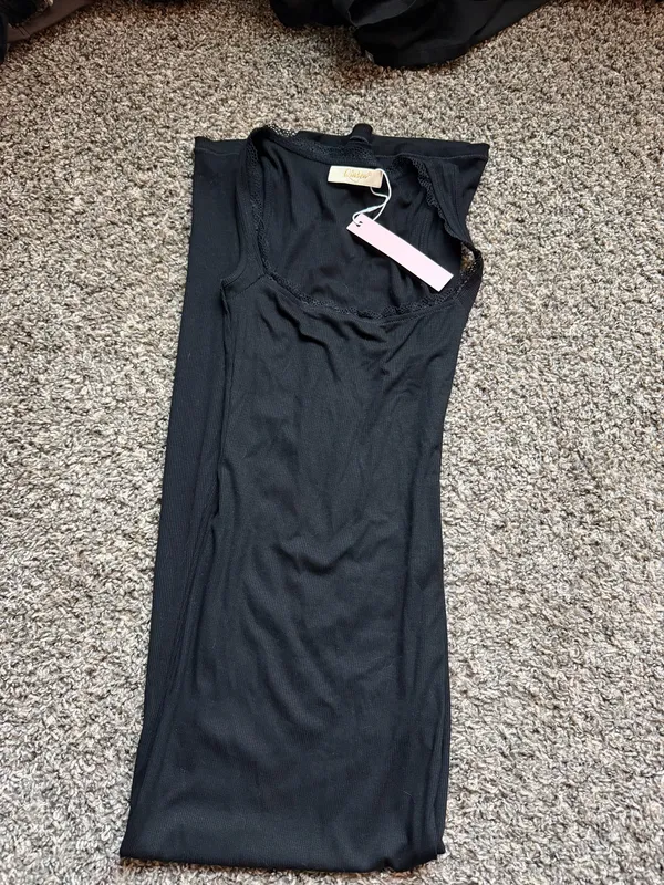 Amazon Dress  - Image 2