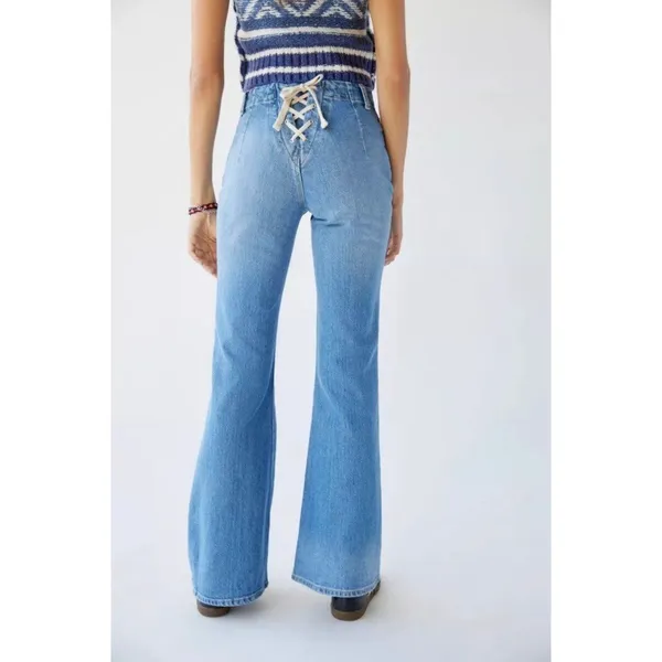 NWOT Urban Outfitter BDG Back Lace Up Light Wash Distressed Flare Jeans 31 - Image 2