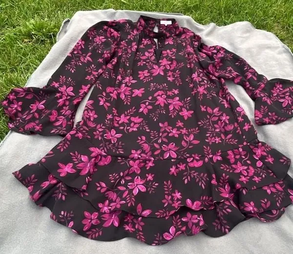 Parker Purple Floral V-neck Flounce Dress Size L - Image 2