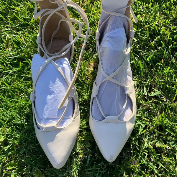 Chase + Chloe White Pointed-Toe Lace-Up Gladiator Flats - Image 9