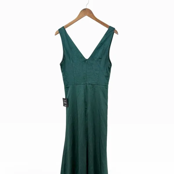 Lulus Perfect Refinement Emerald Satin Sleeveless Pleated Maxi Dress size M NWT - Image 6