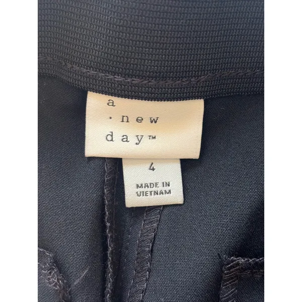 A New Day Womens High Rise Ankle Pants Black Size 4R Slightly Fitted Stretch - Image 5