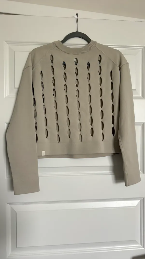 Lululemon Sweatshirt - Image 2