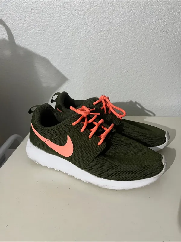 Nike Women’s Roshe Running Shoes Sneakers 6.5 Legion Green Lava Glow - Image 2