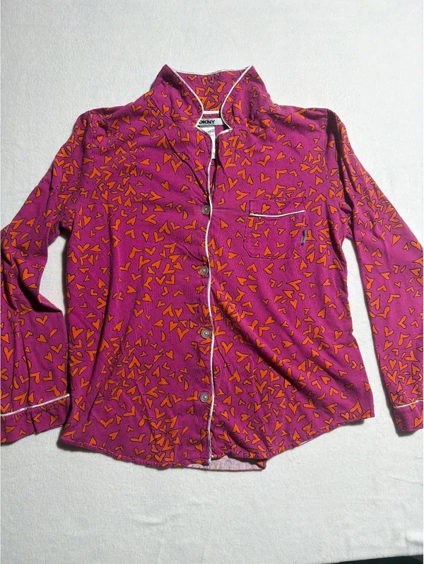 DKNY Women's Small Pink and Orange Heart Print Pajama Set - Image 2