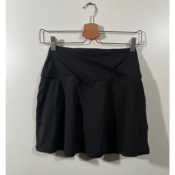 Crossover Tennis Skort OFFLINE By Aerie Real Me Size Large in Black - Image 2
