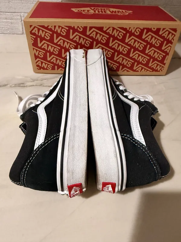 Vans Old Skool Low-Top Sneakers Black Skater Skateboard Retro - Image 5