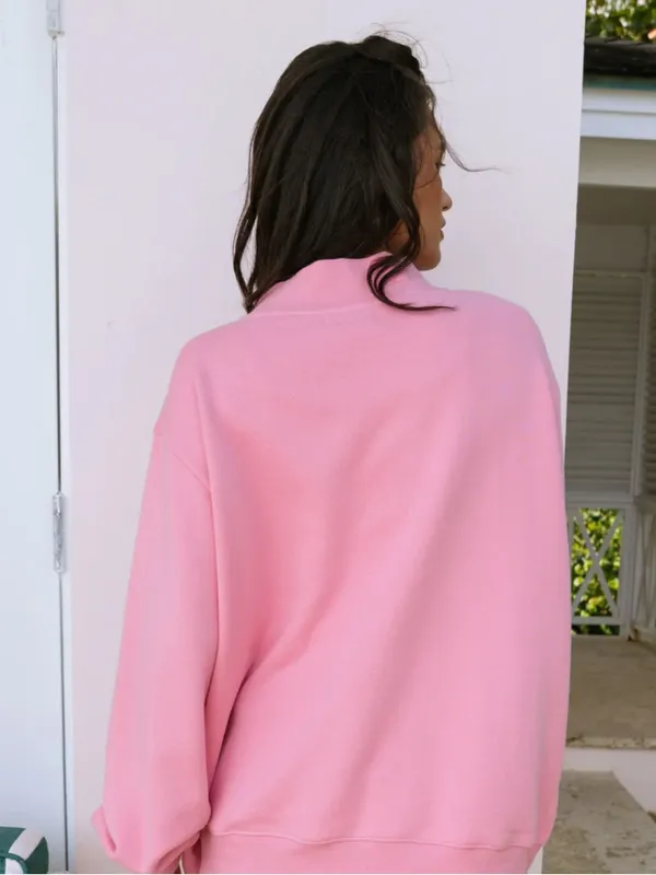 Parke Summerland Varsity Mockneck Sweatshirt Starburst peel Conch L/XL in hand - Image 3