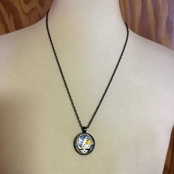 Grateful Dead sun n moon steal your face necklace - Image 8