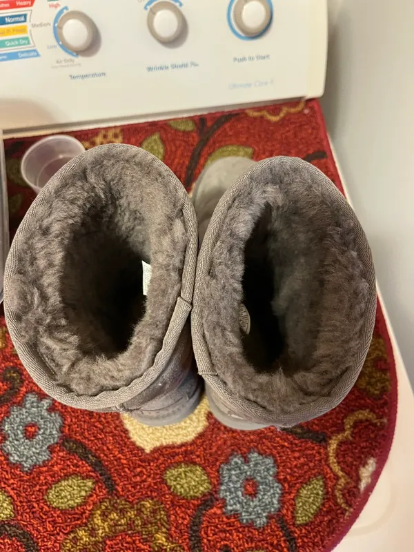 UGG Boots Classic Short - Image 3