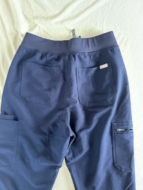 FIGS Yola Scrub Pants High-Waisted - Image 6