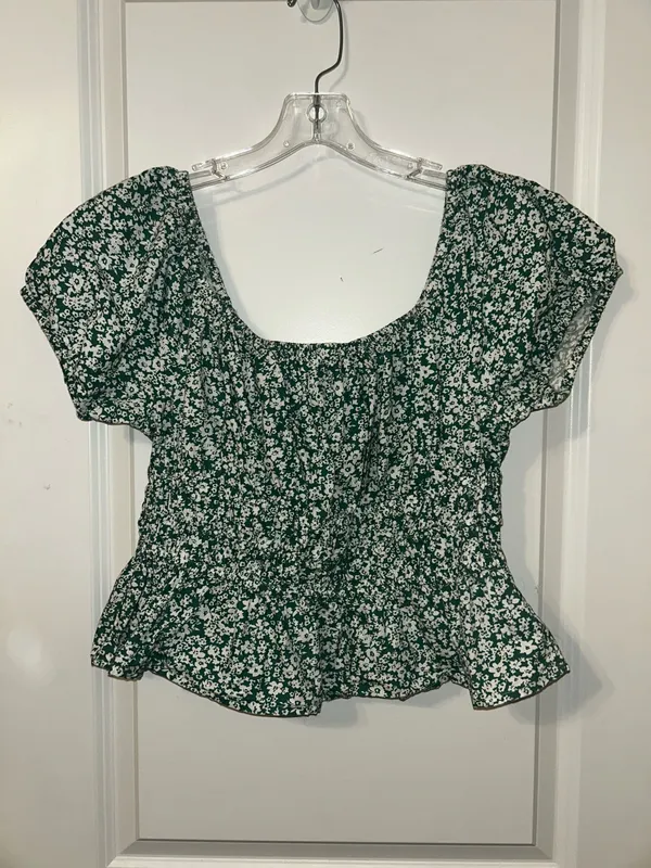 Green flower top - Image 2