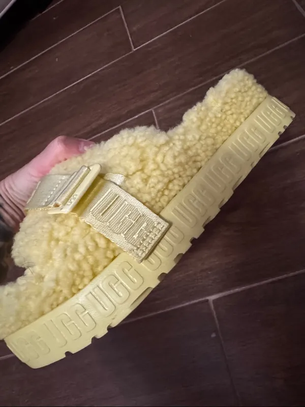 UGG Fluffita Platform Slippers - Image 8