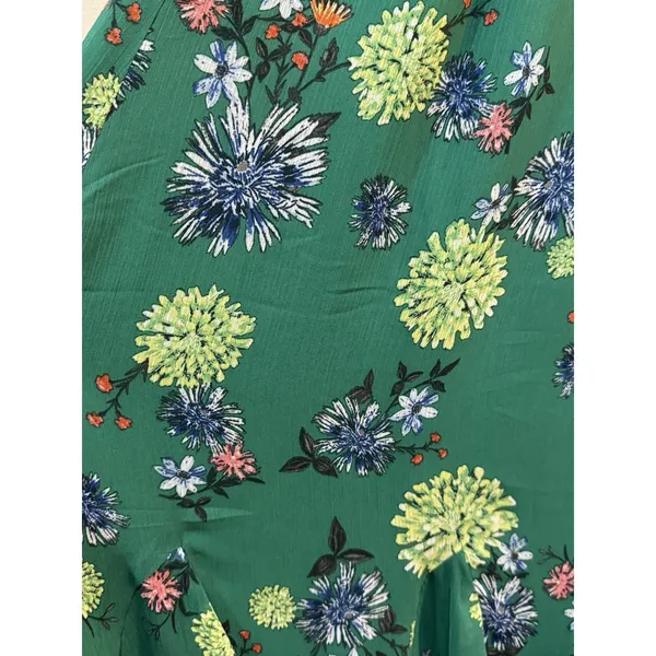 LOFT green floral maxi skirt with‎ a tiered silhouette Green Size Medium - Image 4