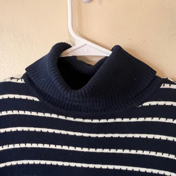 LL Bean Womens Cotton Cashmere Sweater Navy Blue White Fair Isle Turtleneck - Image 4
