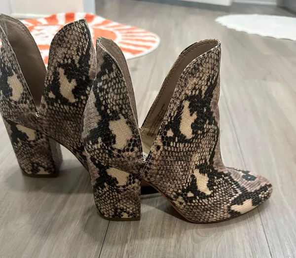 booties - Image 3