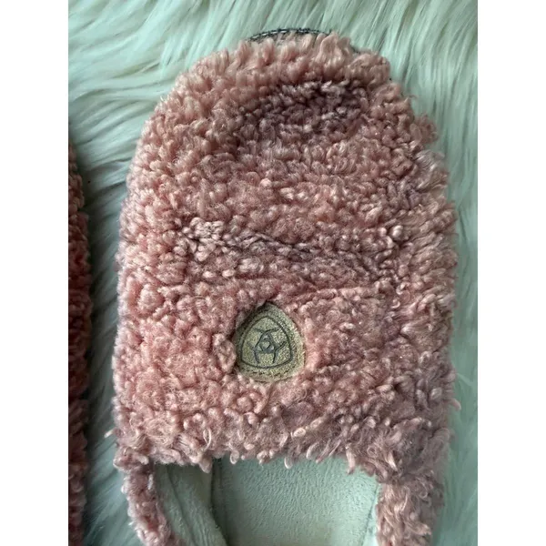 Ariat Cozy Pink Fuzzy Slippers Size XL - Image 2