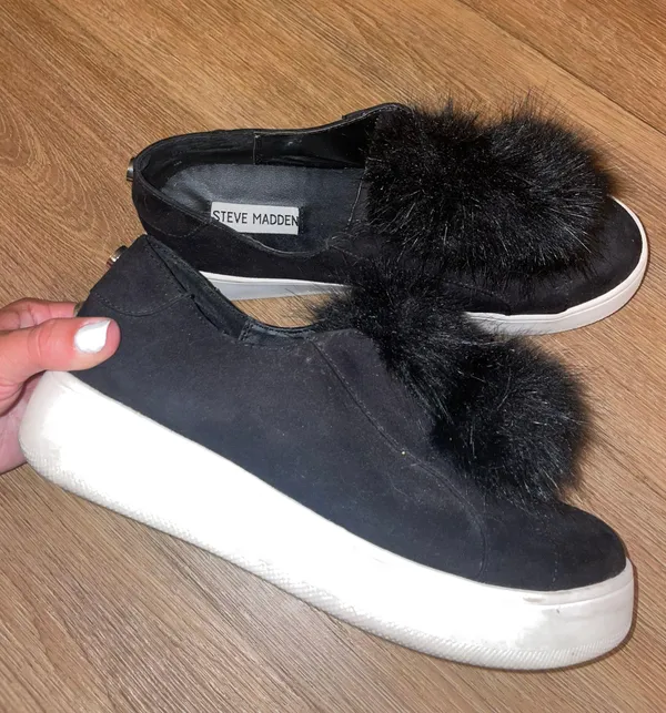 Slip On Fashion Sneaker With Pom Pom - Image 4