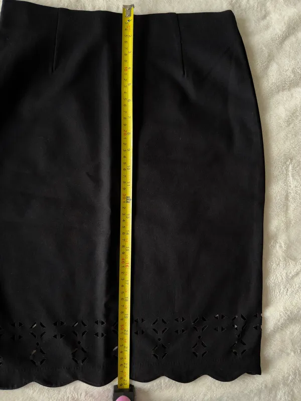 Amanda + Chelsea Black Pencil Skirt Size 6 - Image 4
