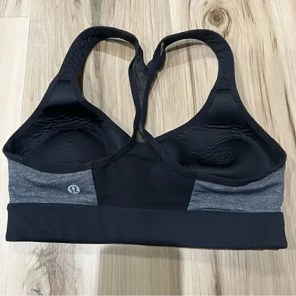 Lululemon Speed Up Grey and Black Bra Women’s 4 - Image 3